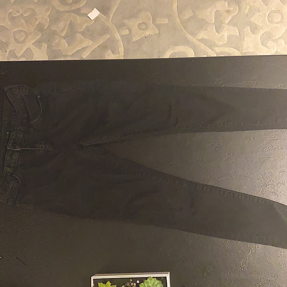 Joe’s skinny jeans - size 29